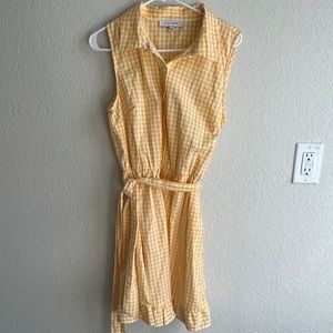 Yellow dress